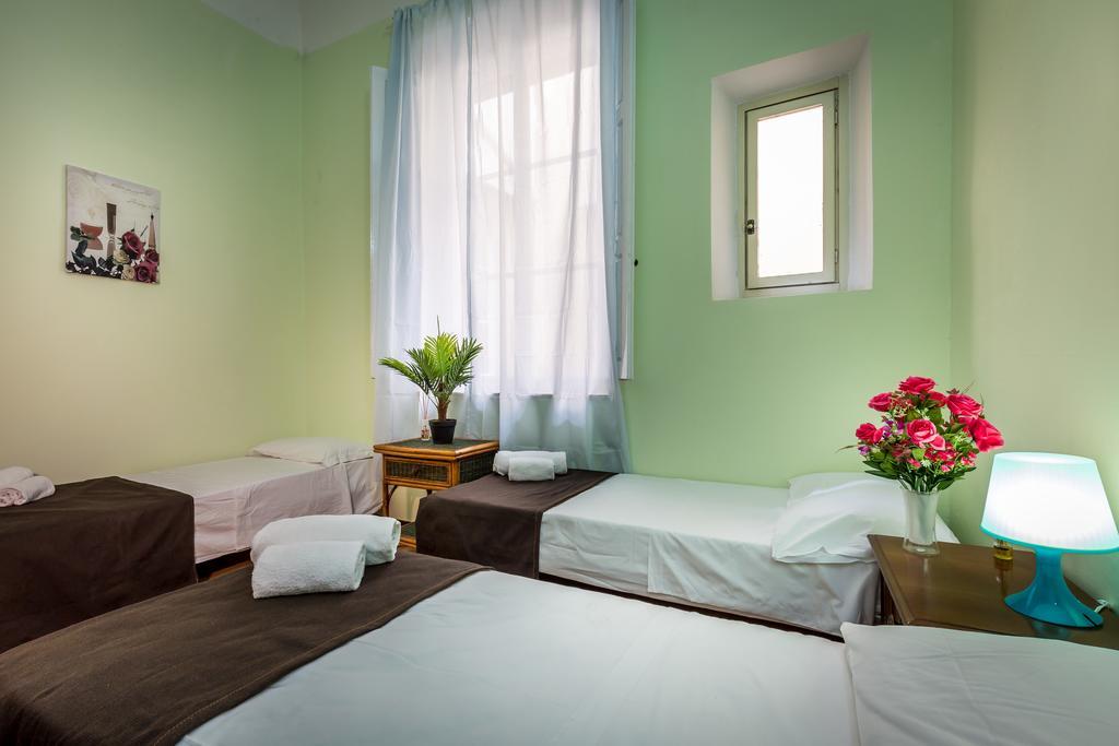 Pensión Rooms77 Centro Storico